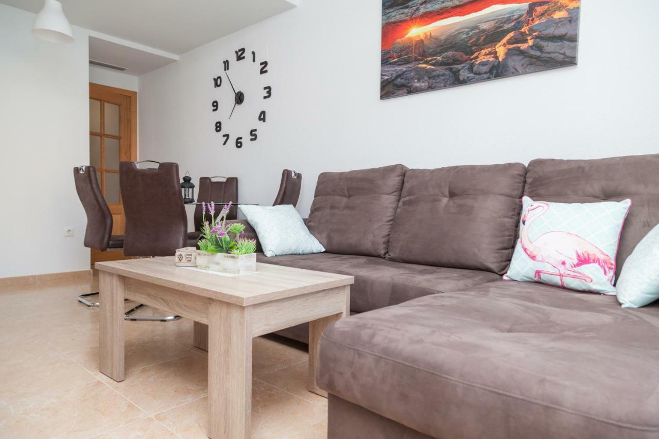 Apartment Sunny Harbour ซานตาโปลา ภายนอก รูปภาพ